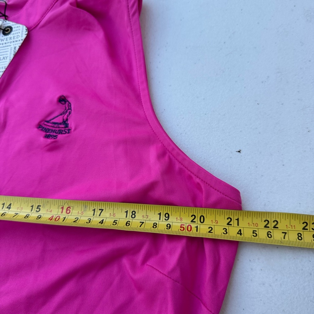 Sleeveless Scalloped V-Notch Tank Top - Hot Pink - Picture 6 of 7